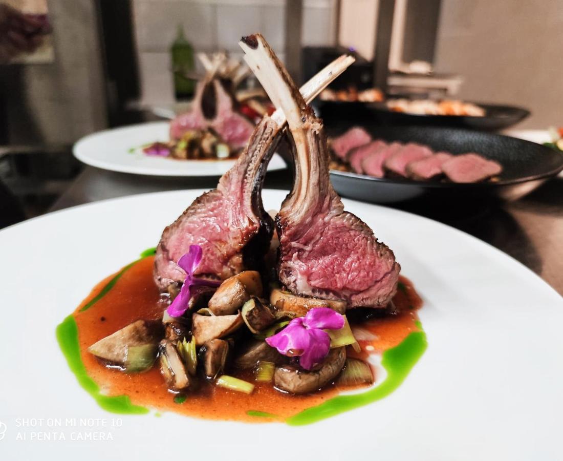 Gourmet Hotel Villa Patriot 마리안스케 라즈네 외부 사진