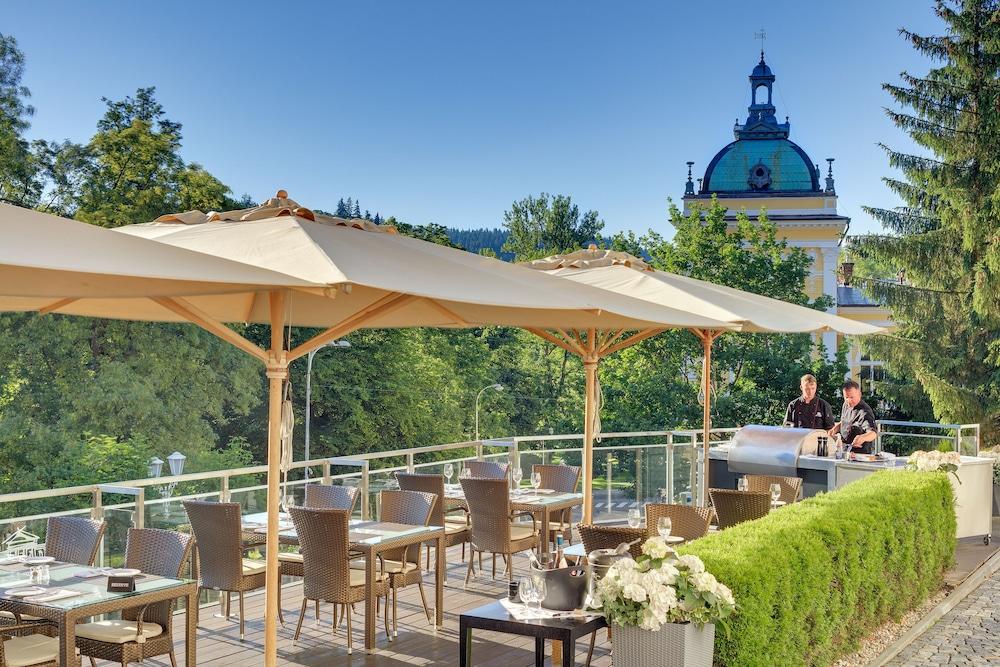 Gourmet Hotel Villa Patriot 마리안스케 라즈네 외부 사진